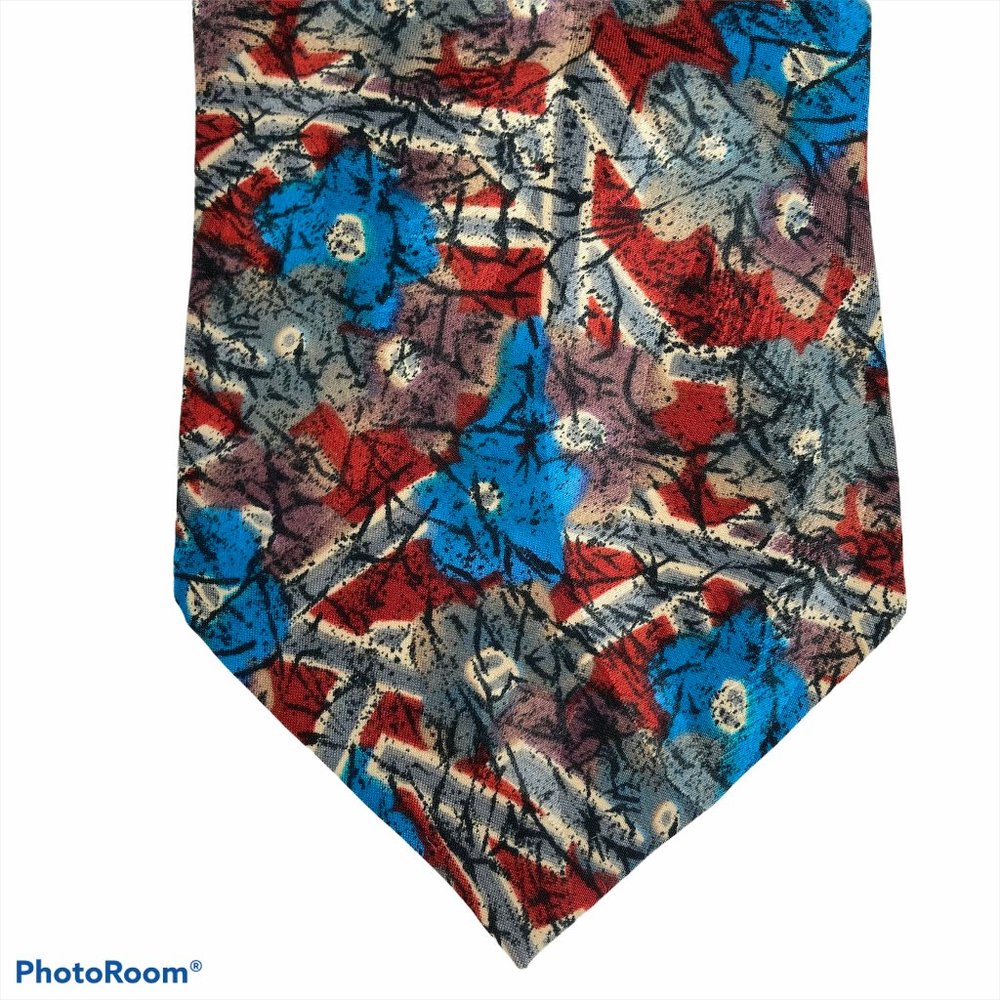 Wembley Floral Printed Neck Tie